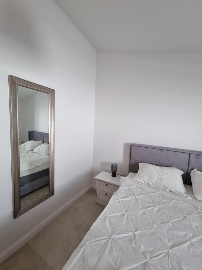 Apartments Bagic Vir Eksteriør billede